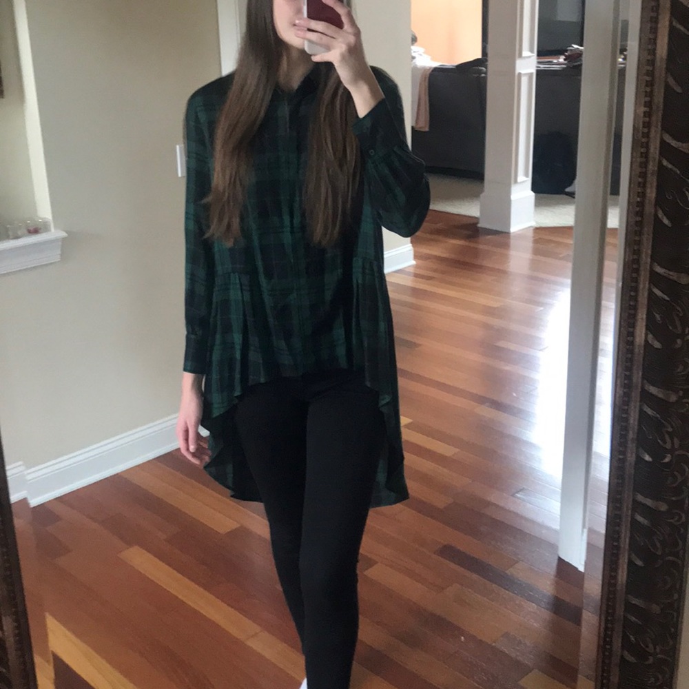 *NWT* Plaid Button down with Tail from ZARA